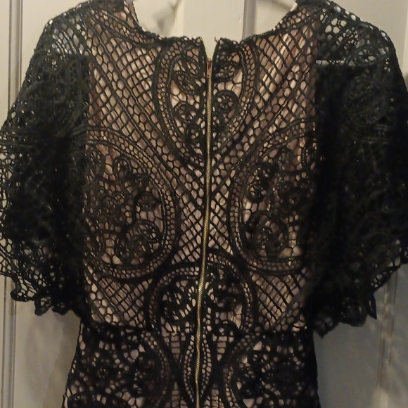 🤠SOLEBLU Lined Crocheted Dress Size Small - Picture 9 of 11